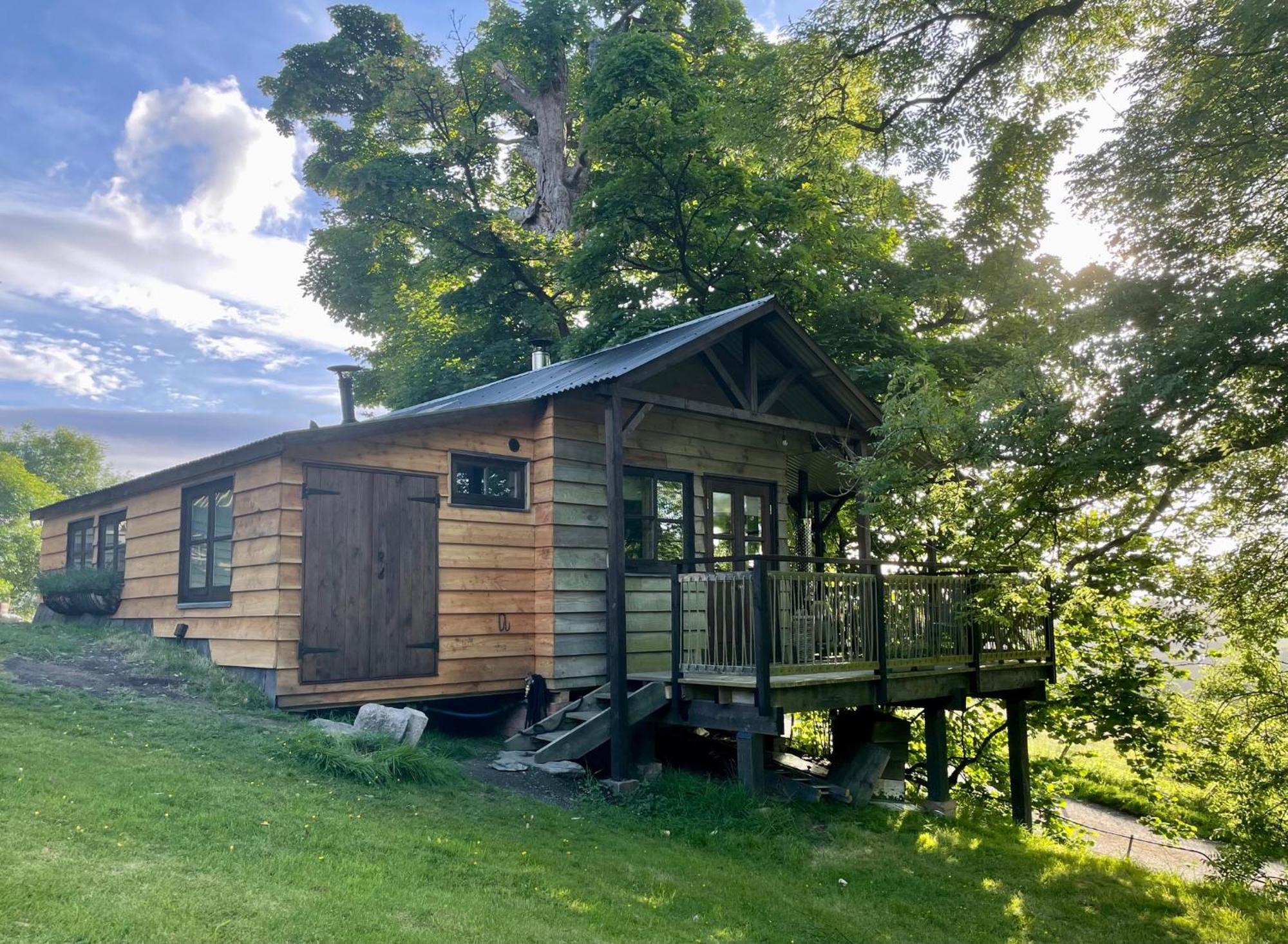 Faraway Follies Villa Llandegla Bagian luar foto