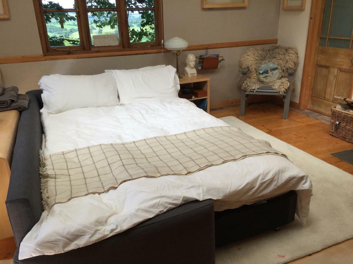 Faraway Follies Villa Llandegla Bagian luar foto